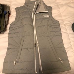 Northface vest, rarely worn, size small.